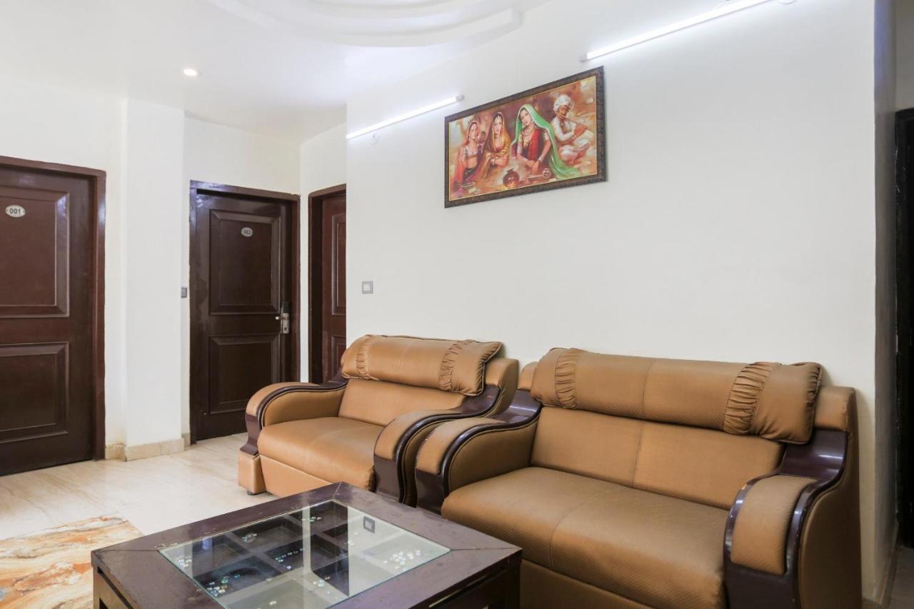 Hotel Capital O The Nest Expo Near Pvr Ansal Plaza Greater Noida Extérieur photo
