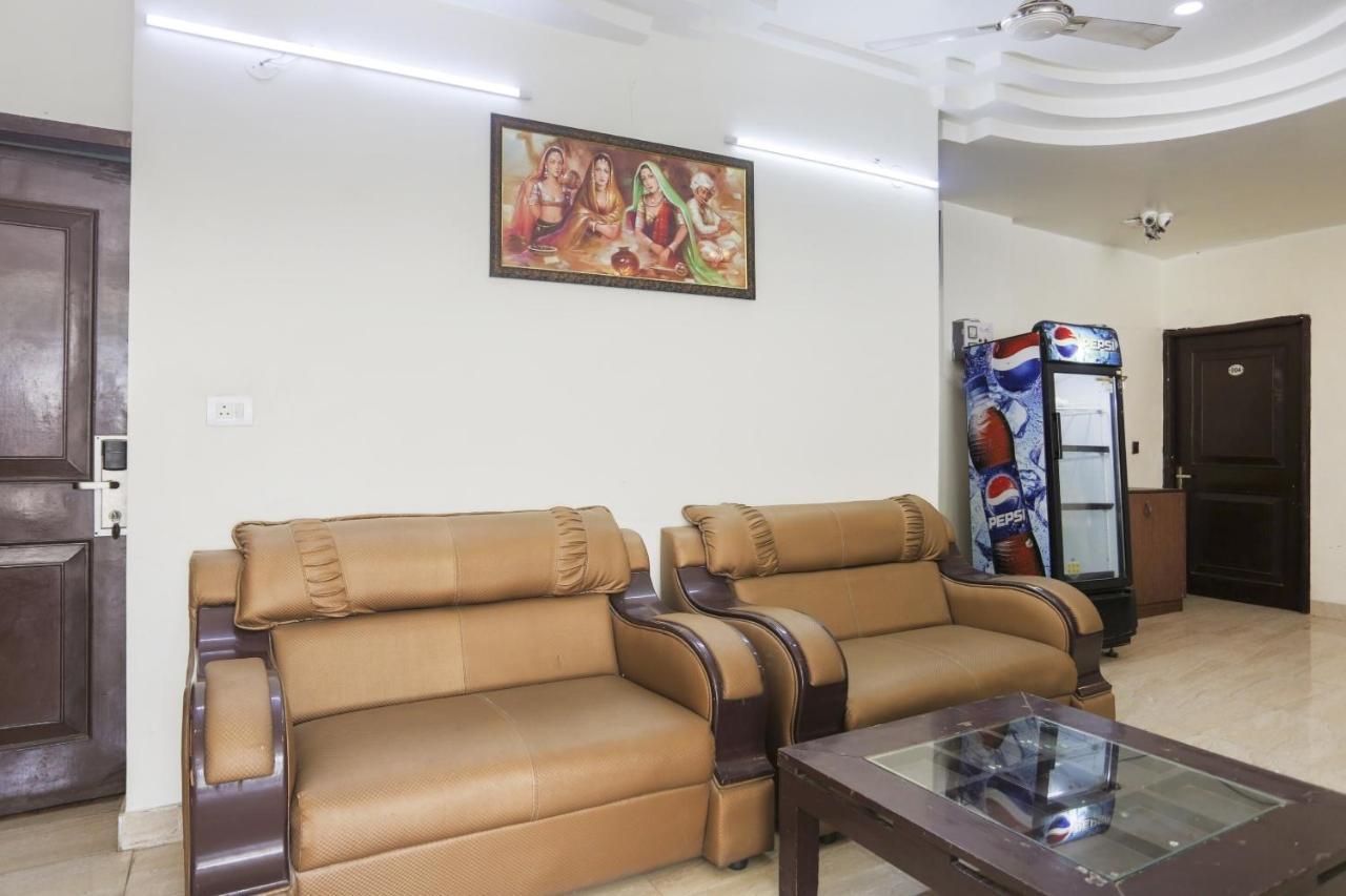 Hotel Capital O The Nest Expo Near Pvr Ansal Plaza Greater Noida Extérieur photo