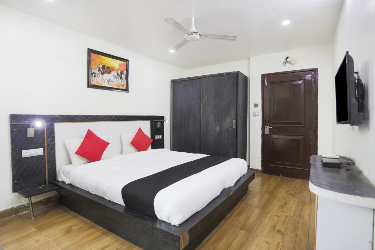 Hotel Capital O The Nest Expo Near Pvr Ansal Plaza Greater Noida Extérieur photo